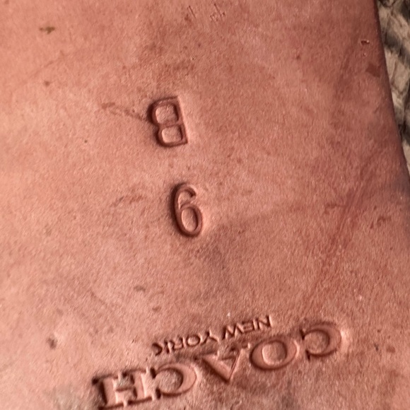 Coach snakeskin loafers. Beautiful condition. Bottoms worn a little. - Picture 3 of 5